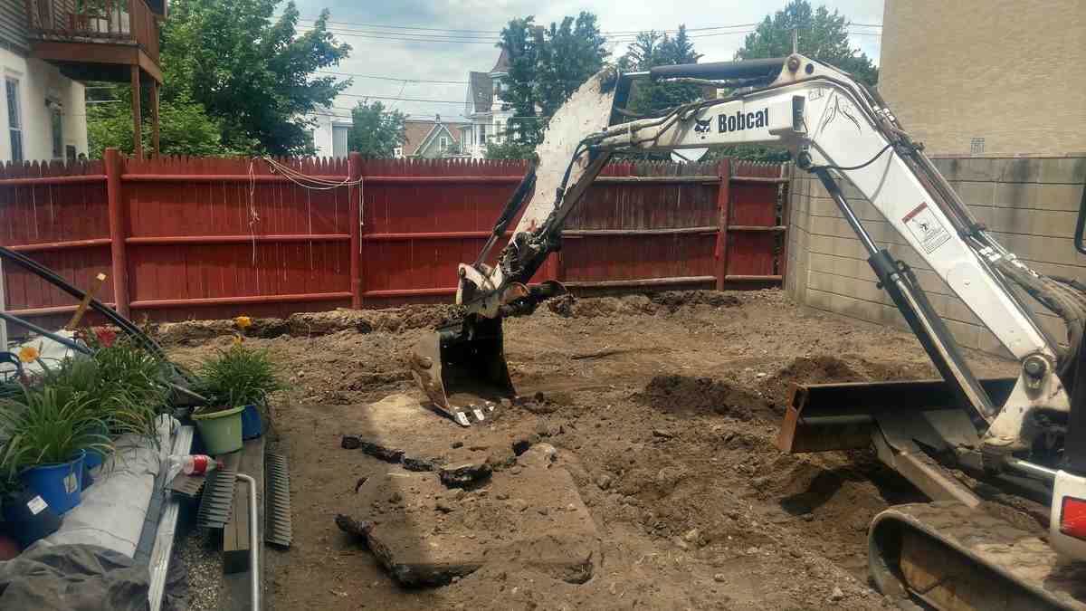Concrete Decisions: Choosing the Right Excavation and Concrete Contractors