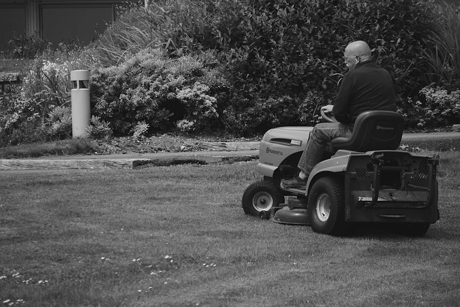 Breaking Down the Cost of Lawn Mower Service: What You Need to Know