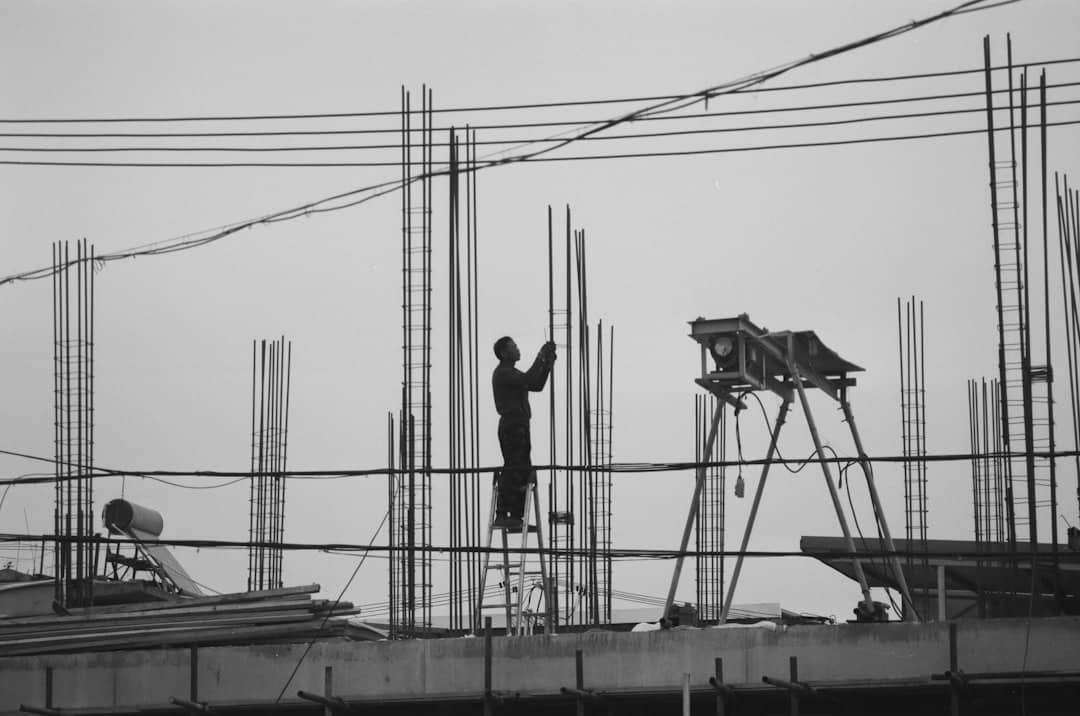 The Insider’s Guide to Hiring Local Commercial Contractors